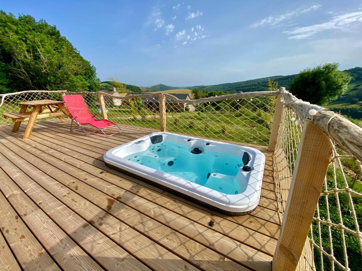 Yourte 2-4 Personnes Avec Spa Saint-Laurent-de-Lévézou Esterno foto